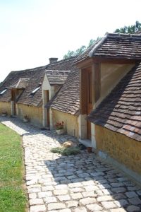 Accès aux chambres Moulin de Gémages