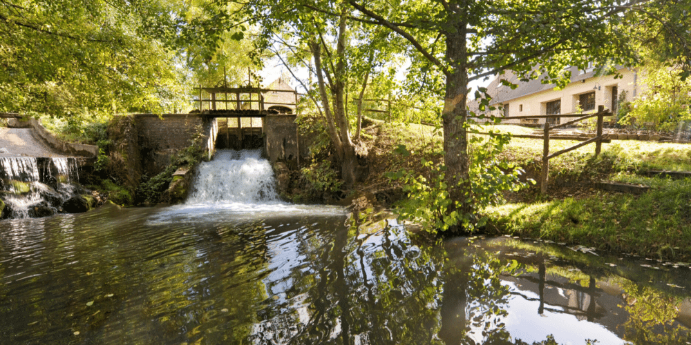 Déversoir eau Moulin de Gémages