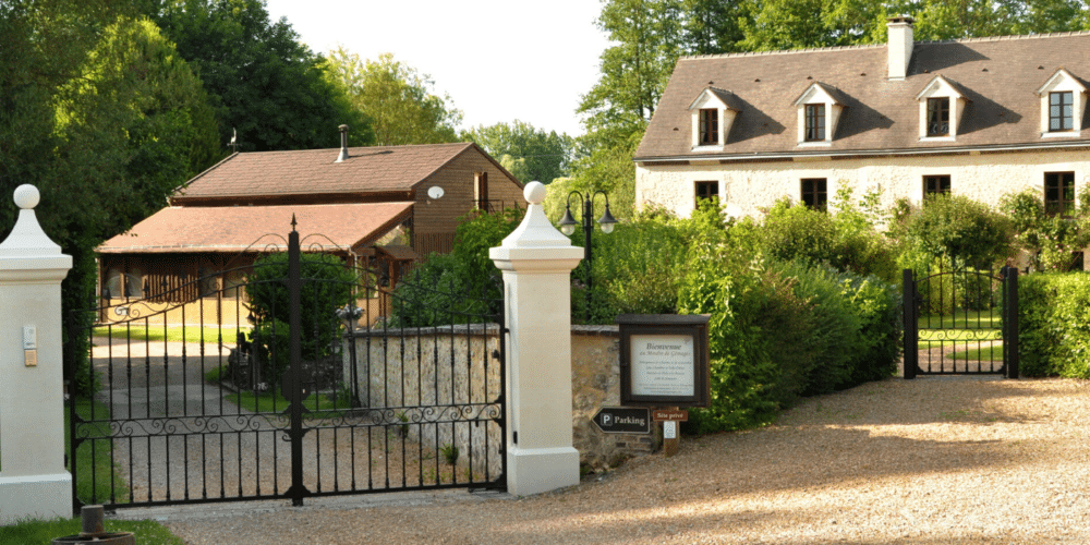 Entrée moulin et lodge de pêche