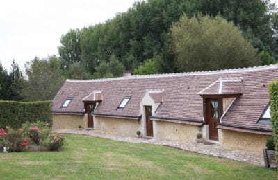 Extérieur accès aux chambres d'hôte Moulin de Gémages